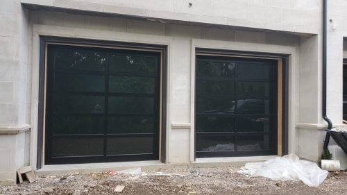 glass-garage-door-installation2